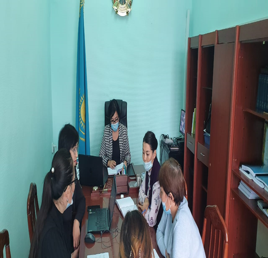 Жетекші мектептердің серіктес мектептермен отырысы